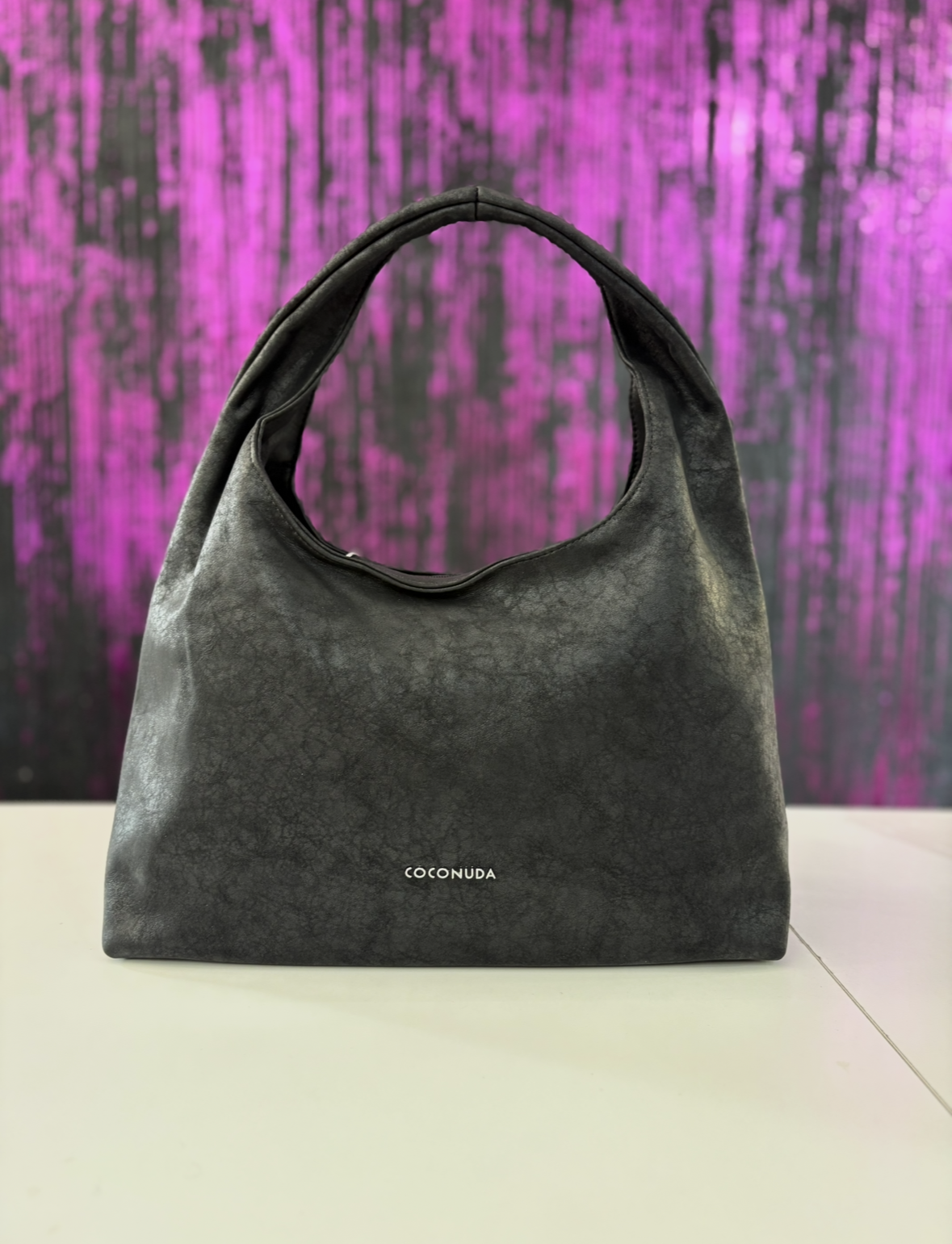 Borsa hobo a spalla firmata Coconuda