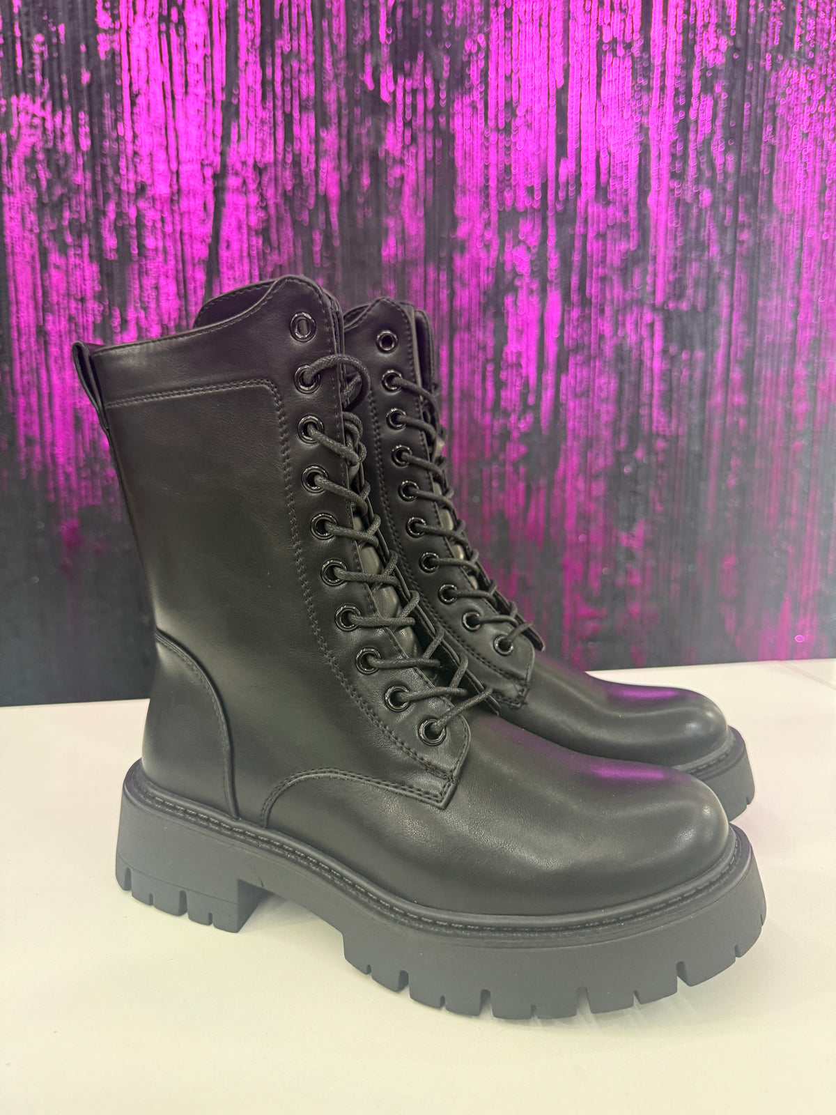 Anfibi total black