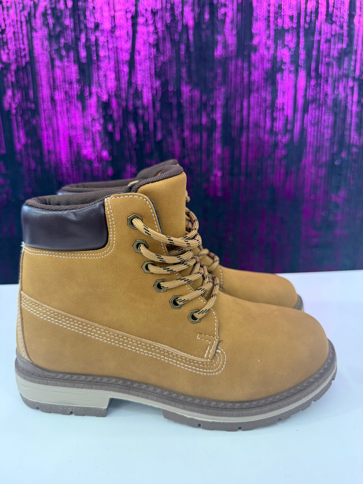 Sneakers mod.timb stringati