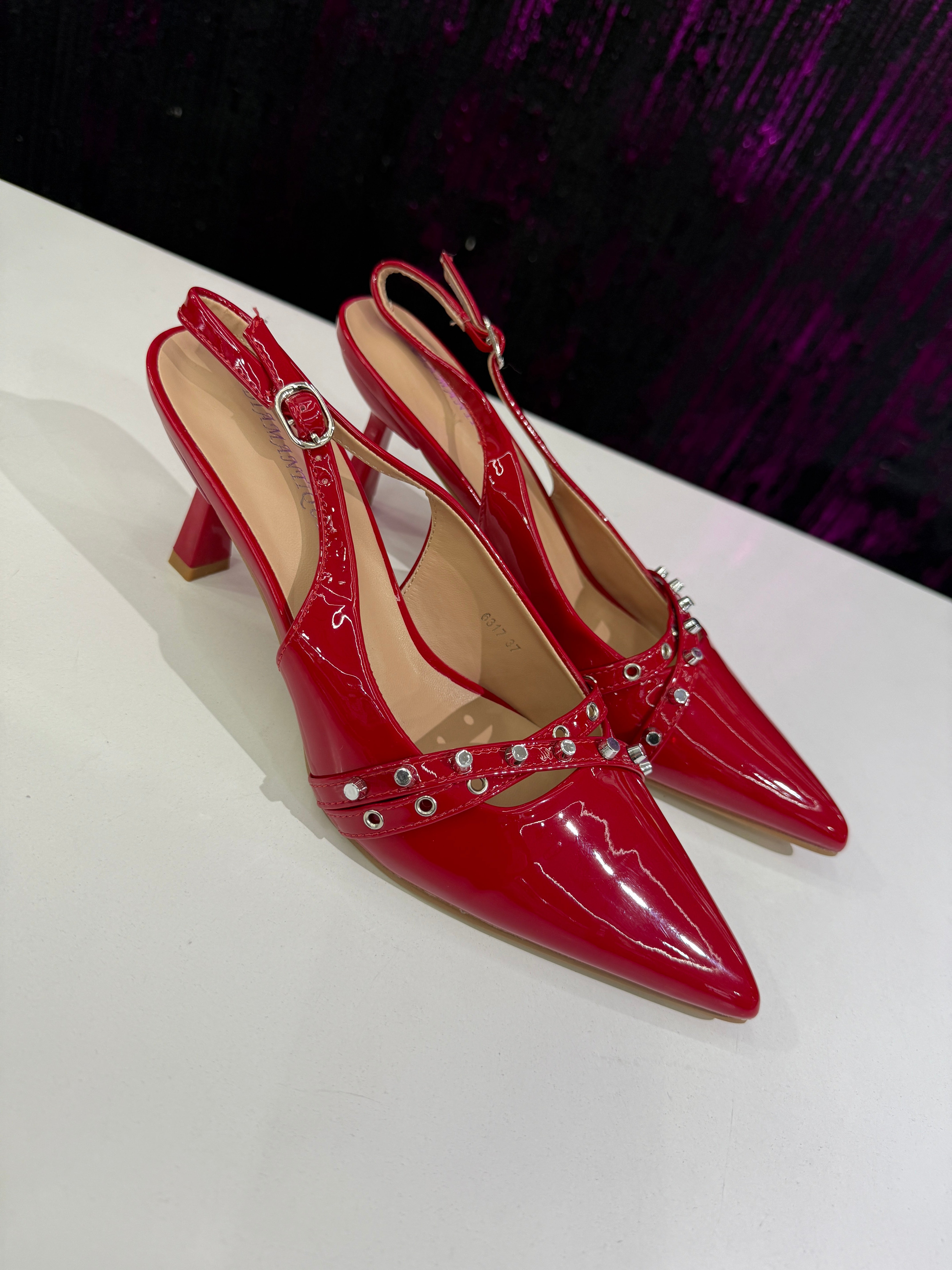 Décolleté Slingback Vernice  con Borchie