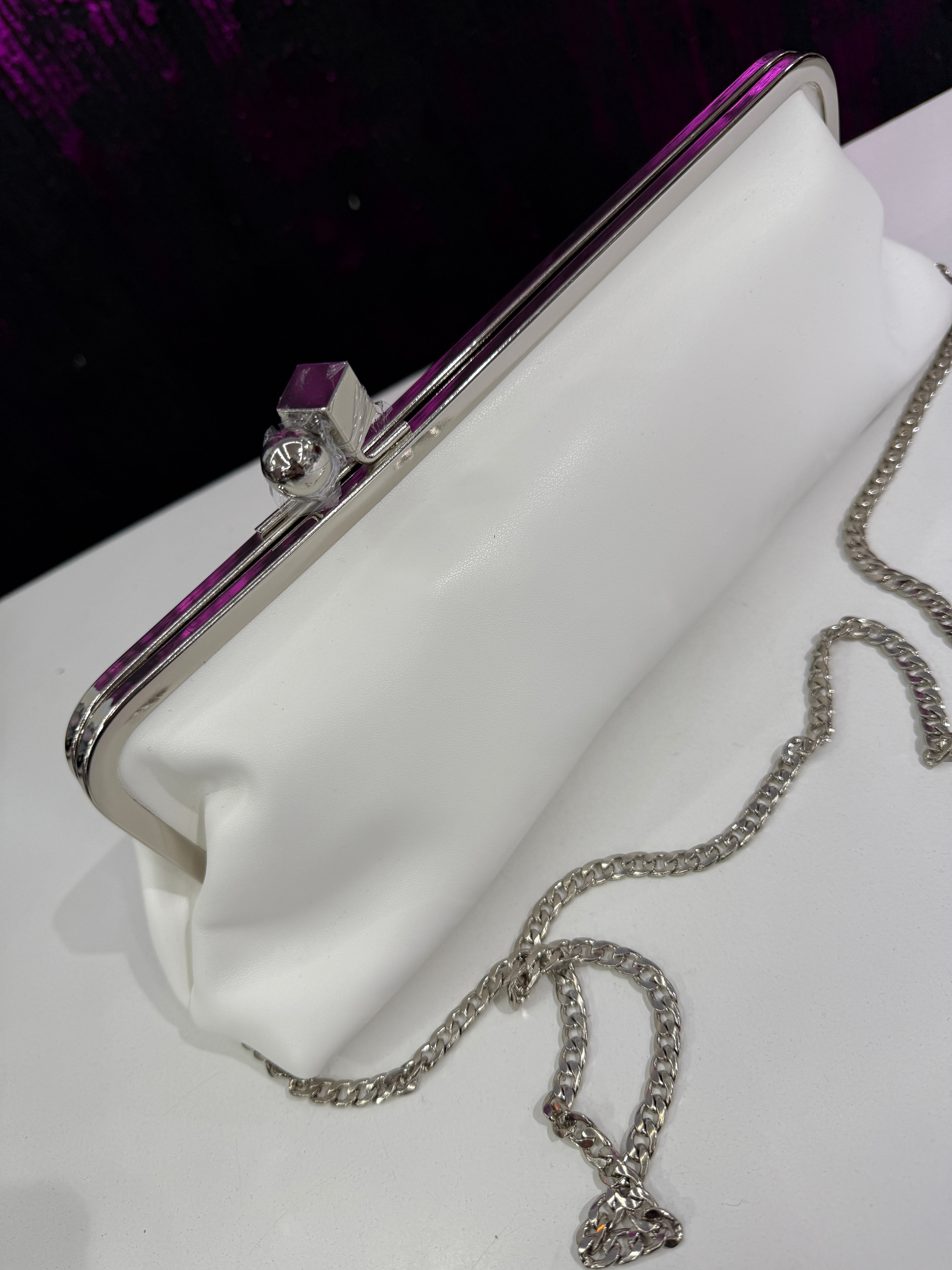 POCHETTE ELEGANTE BIANCA A CLIC-CLAC