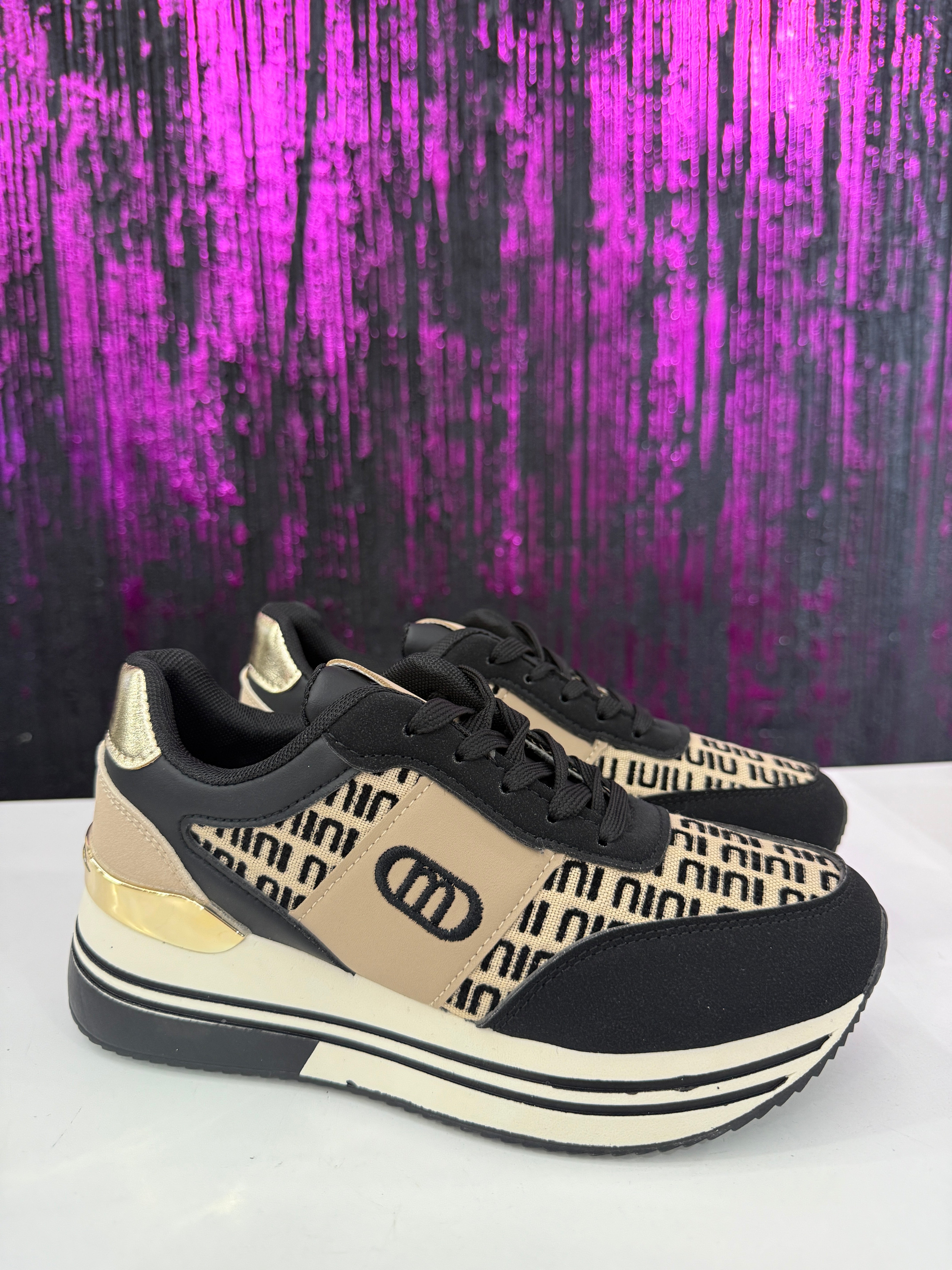 Sneakers platform MOD.MIU