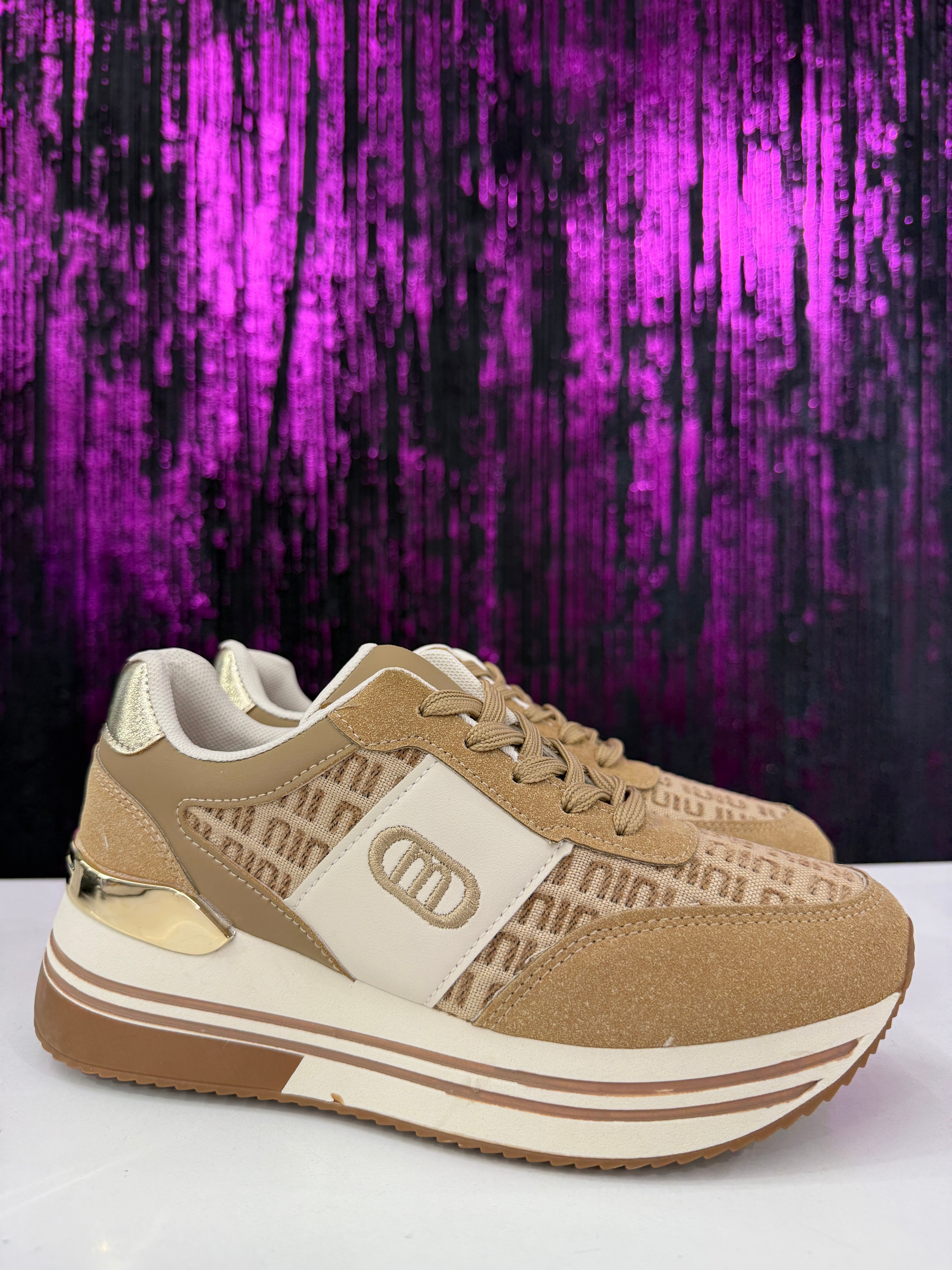 Sneakers platform MOD.MIU