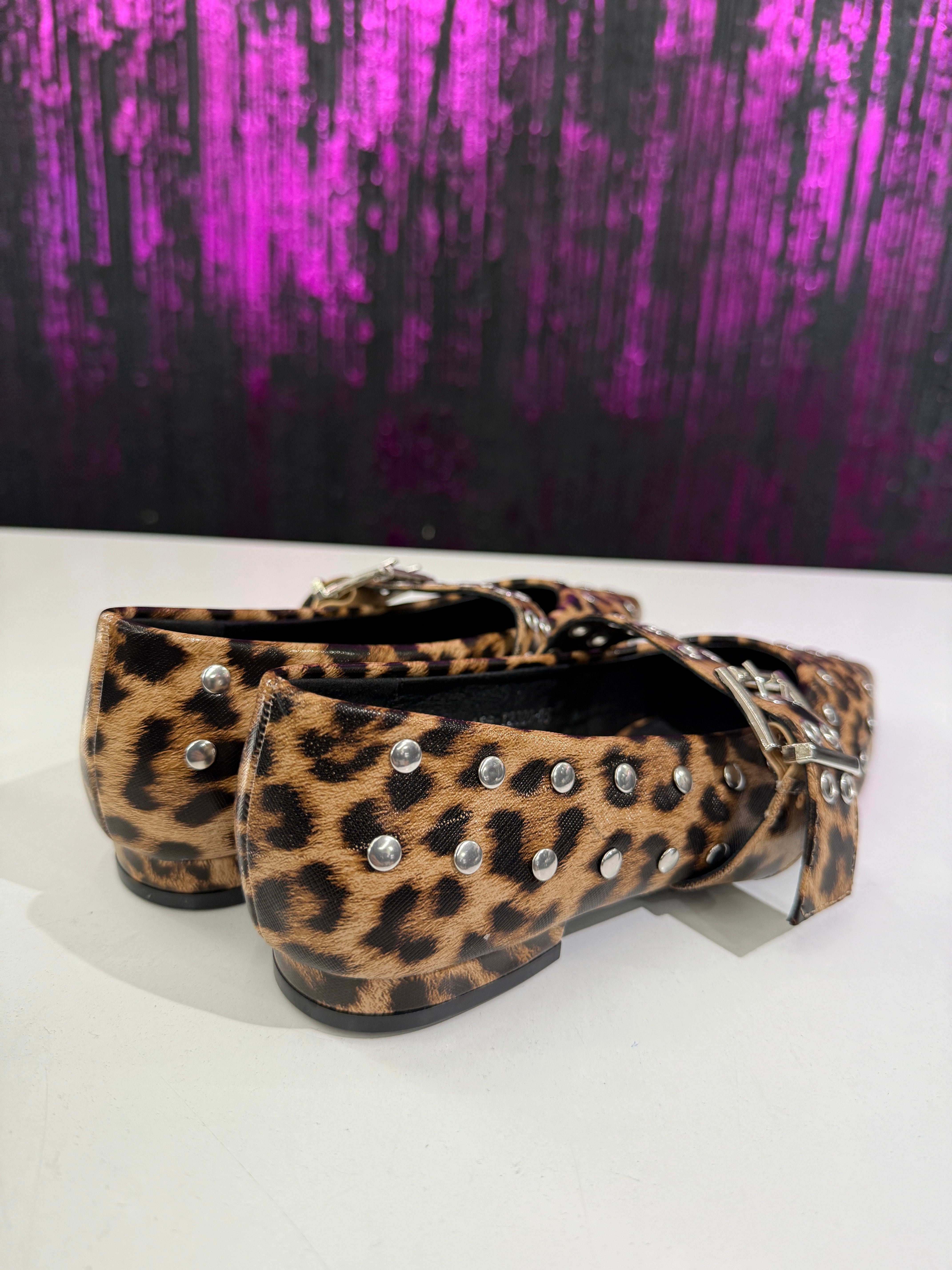 Ballerine Donna con Borchie e Doppia Fibbia