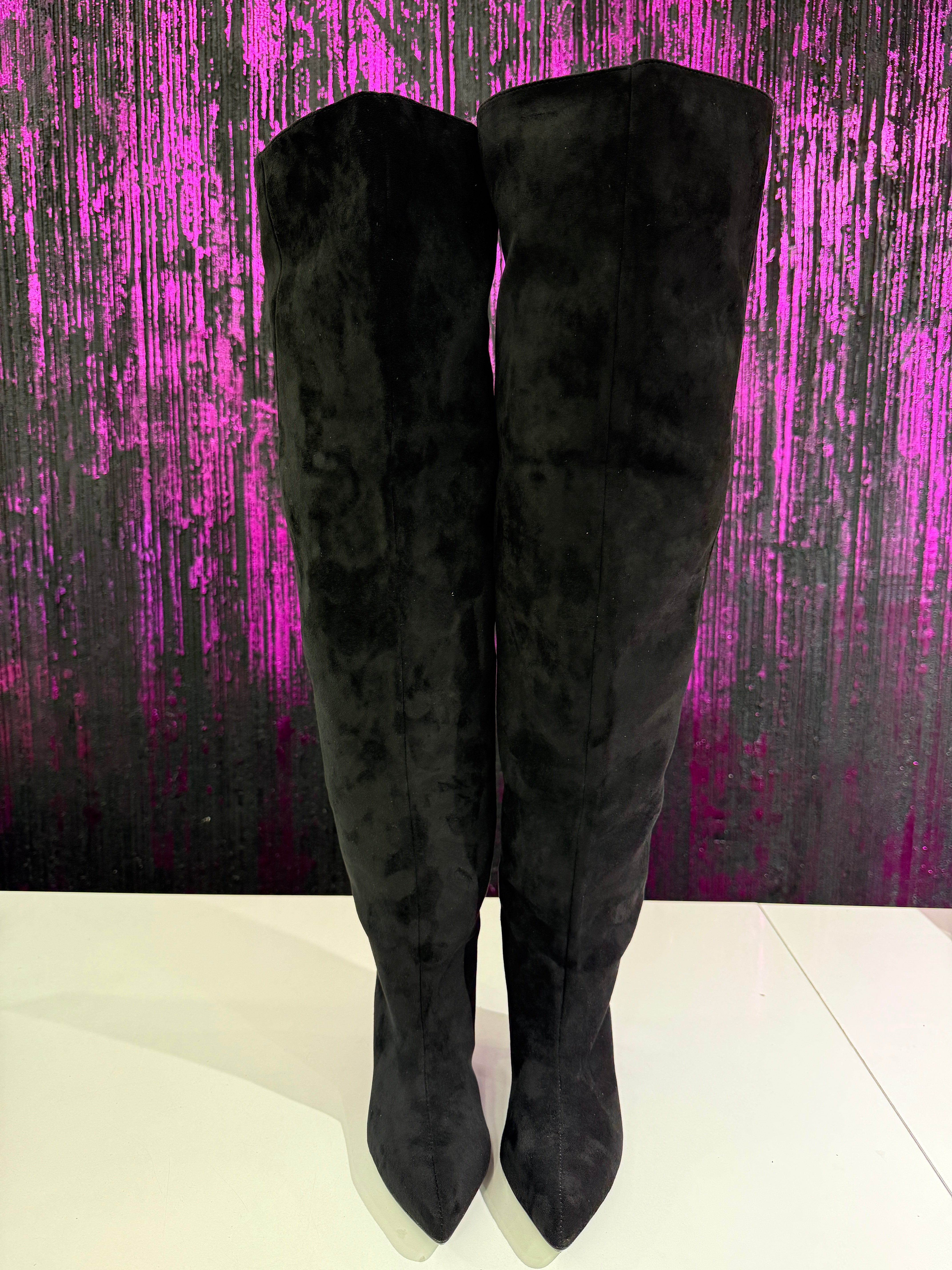 Stivali Over The Knee in Camoscio Sintetico - Tacco Medio e Punta Affusolata