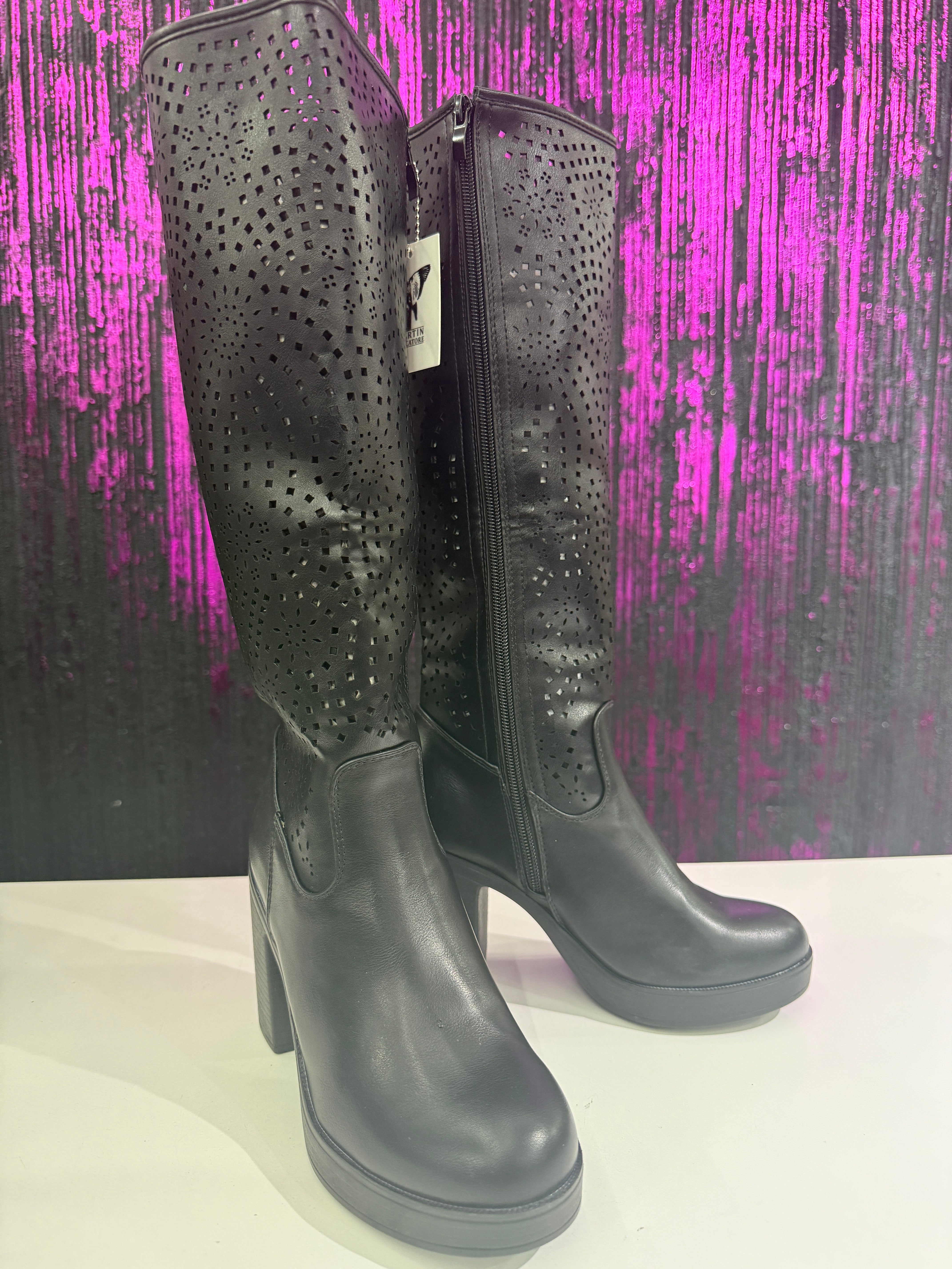 Stivali Donna Traforati con Tacco