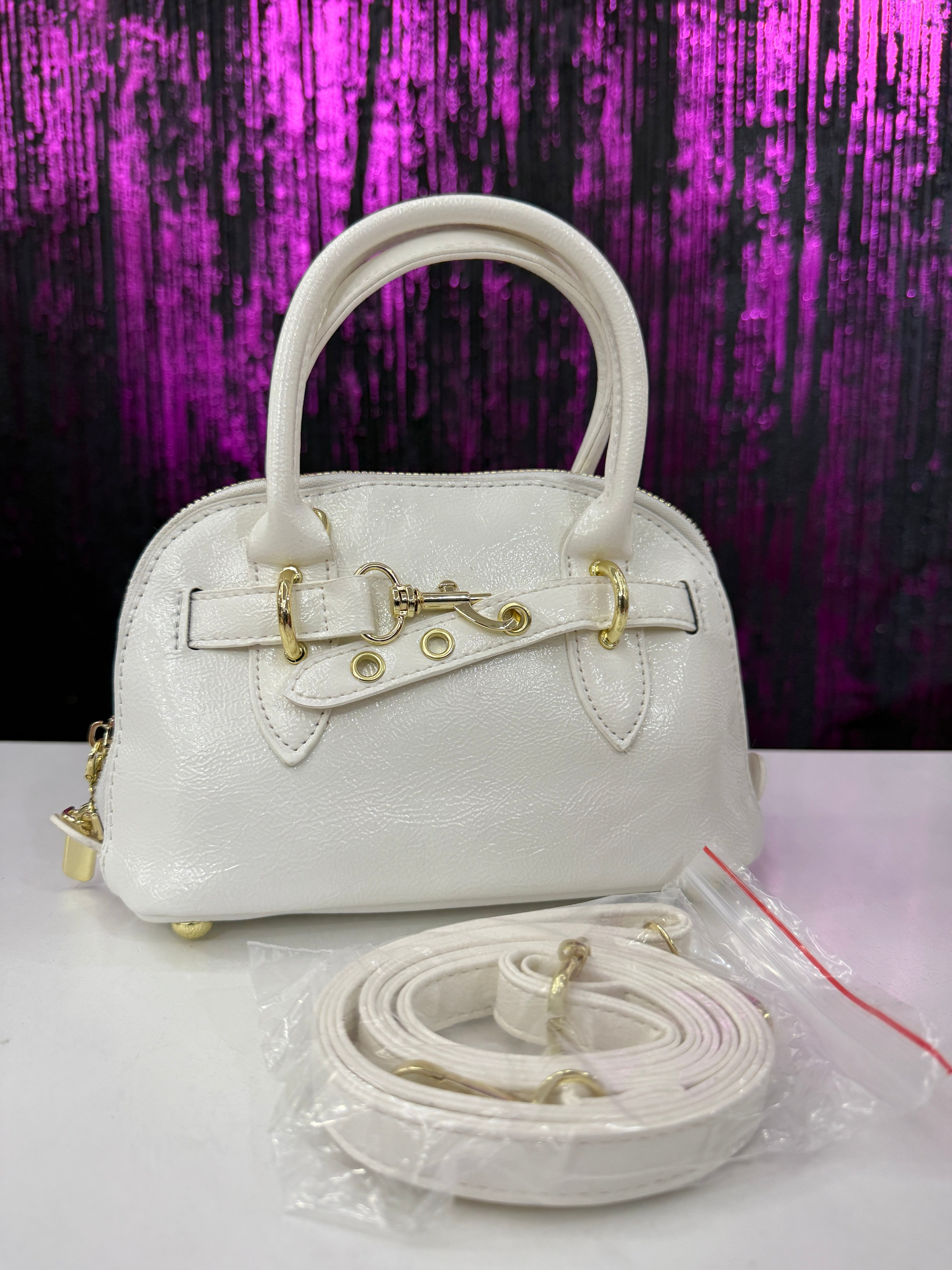 Borsa mod.miu aventure