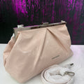Clutch pelle arricciata