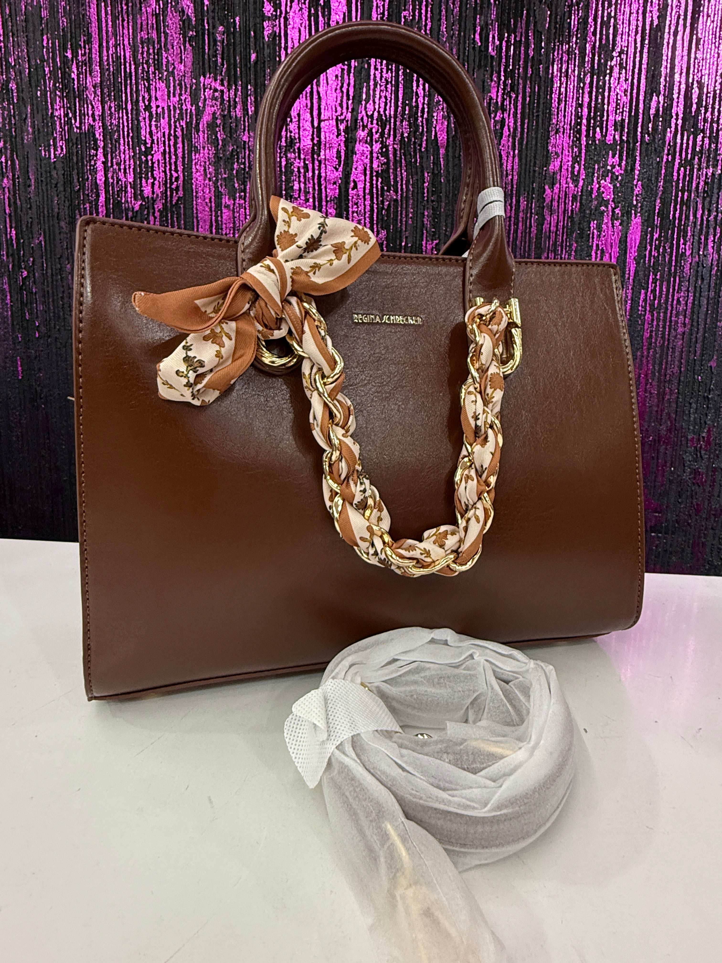 BORSA CON DETTAGLIO FOULARD