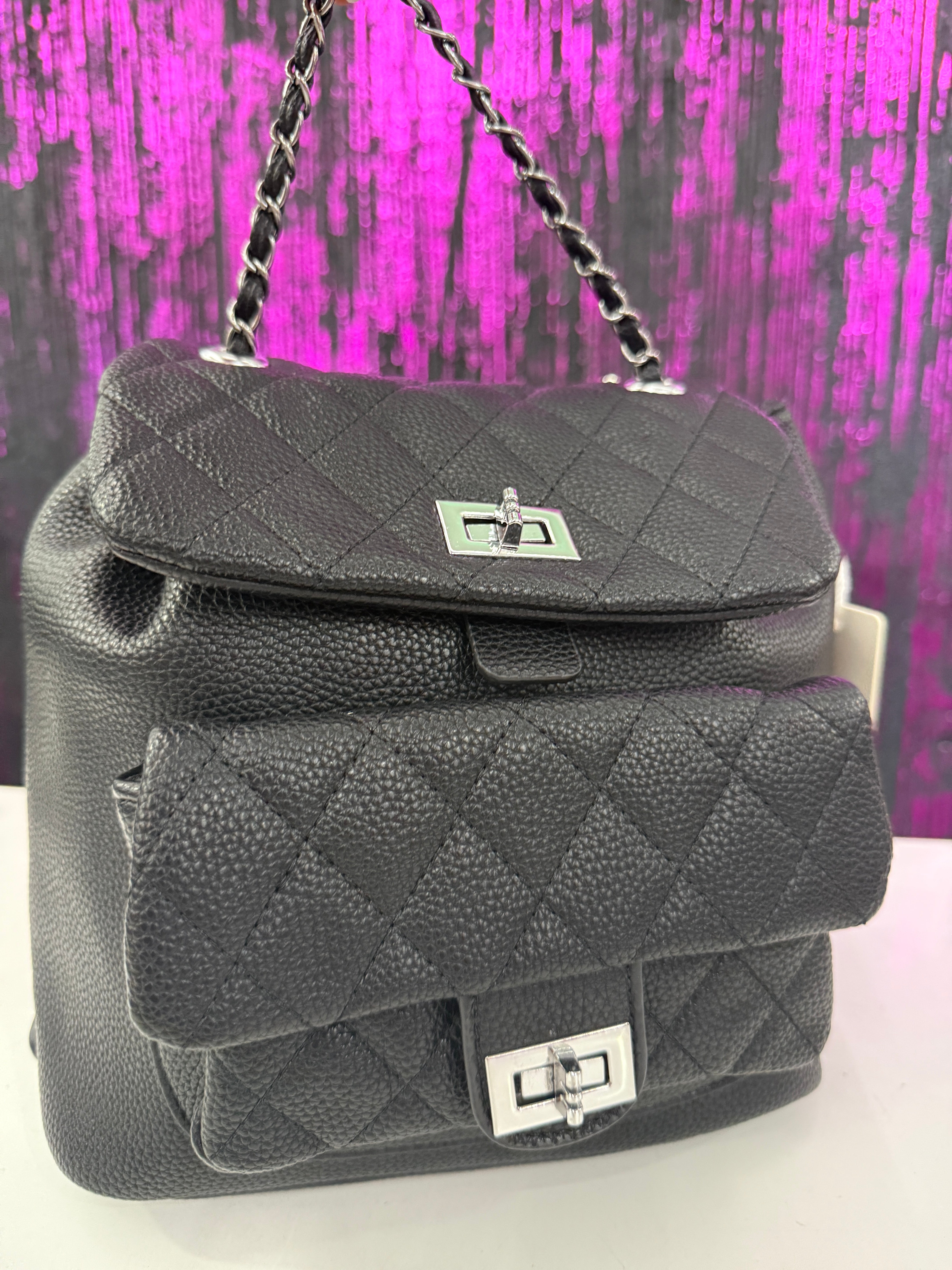 Zaino trapuntato con catena