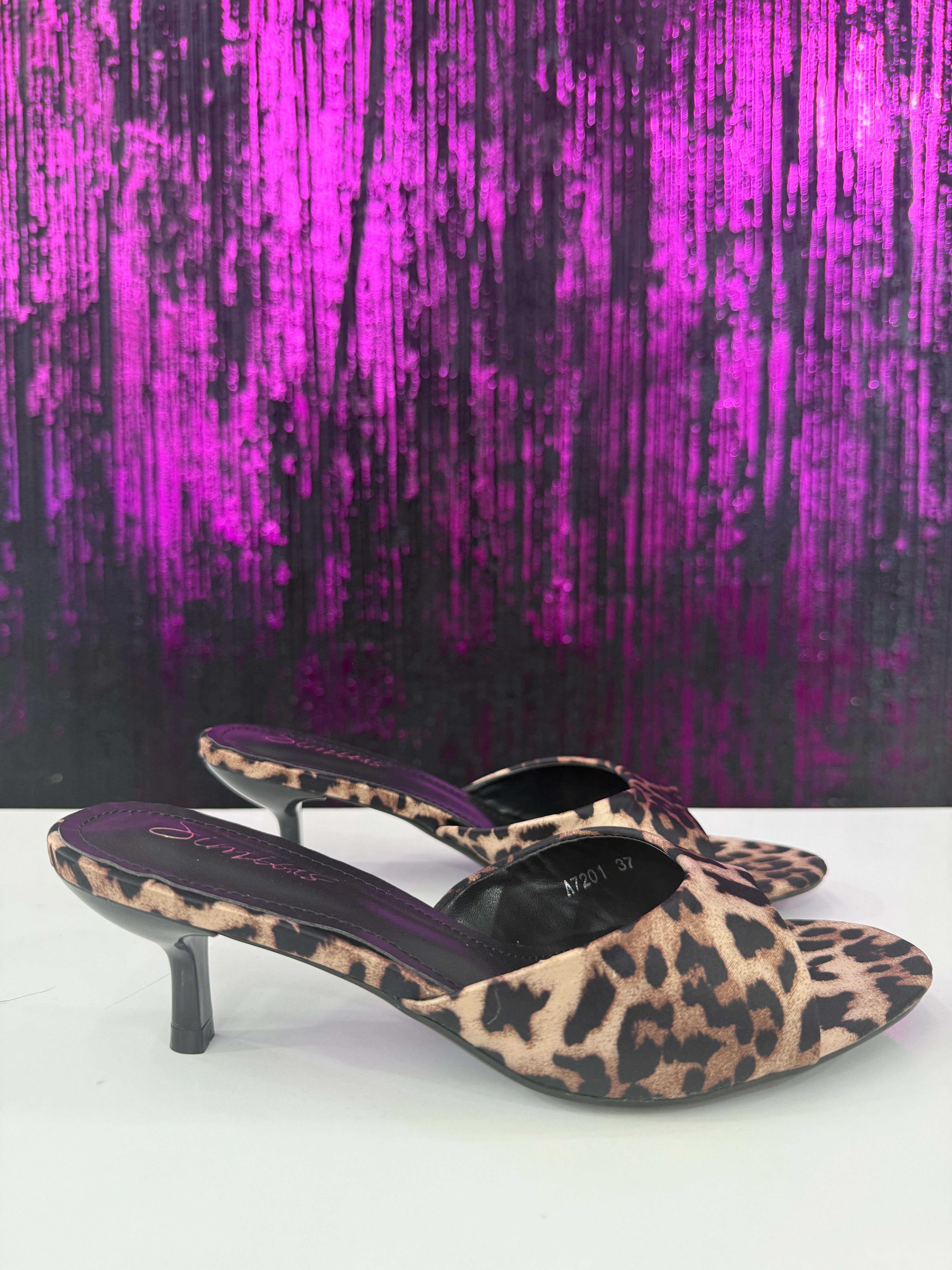 Sabot leo promo
