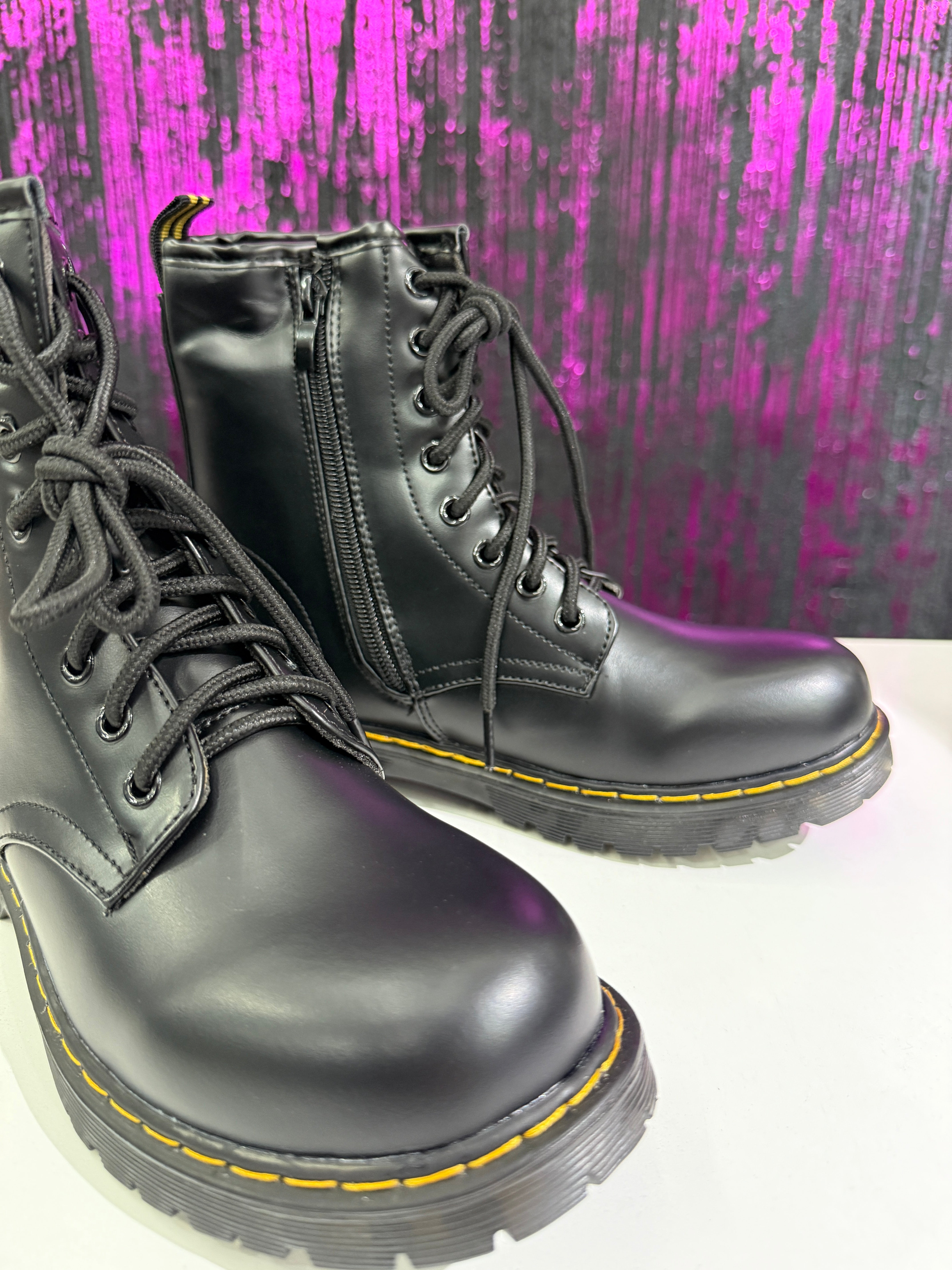 Mod Dott.martens pelle morbida